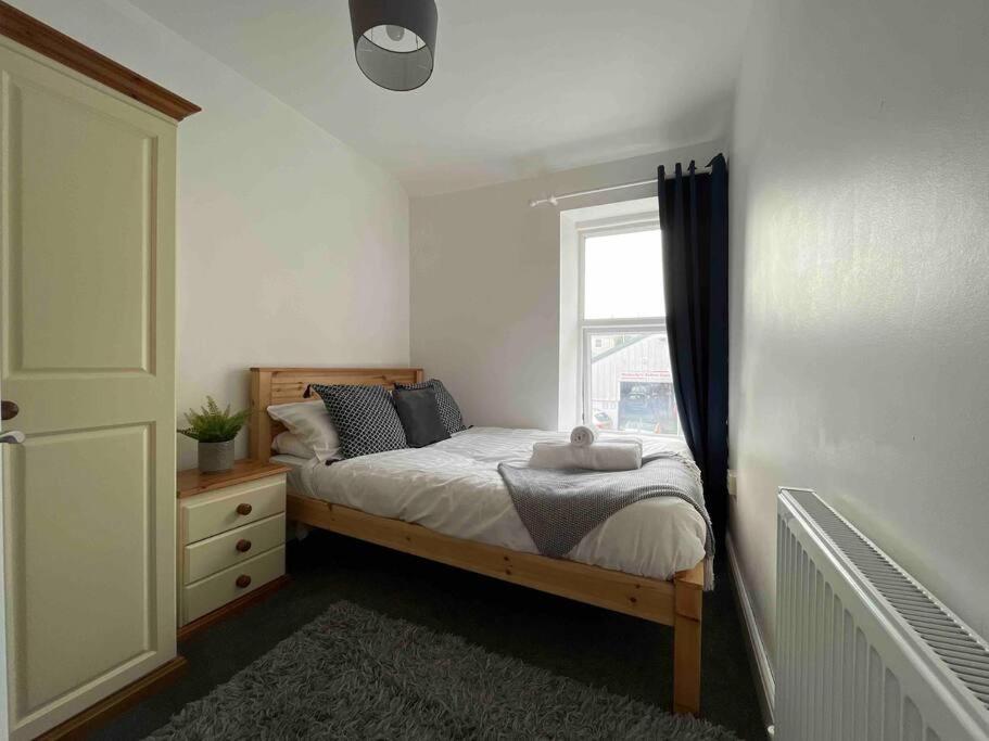 Modern 2 Bedroom Flat In Town Centre Aberystwyth Exterior foto